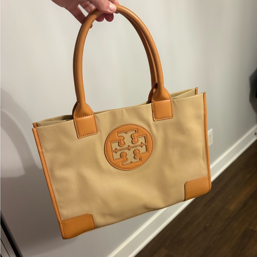 Tory Burch Beige and Tan Tote